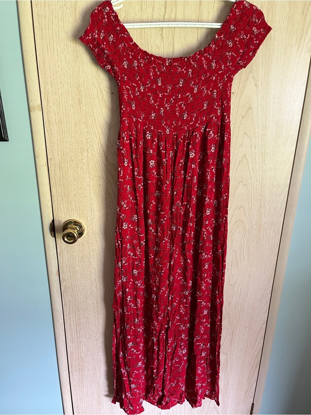 Aeropostale Red Floral Smocked On or Off The Shoulder Maxi Dress Sz Large - Picture 8 of 12